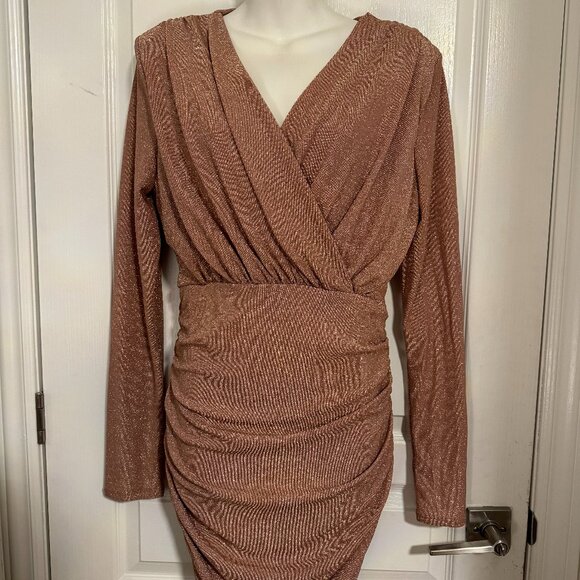 Robe de soirée rose gold pailletée - Picture 1 of 2